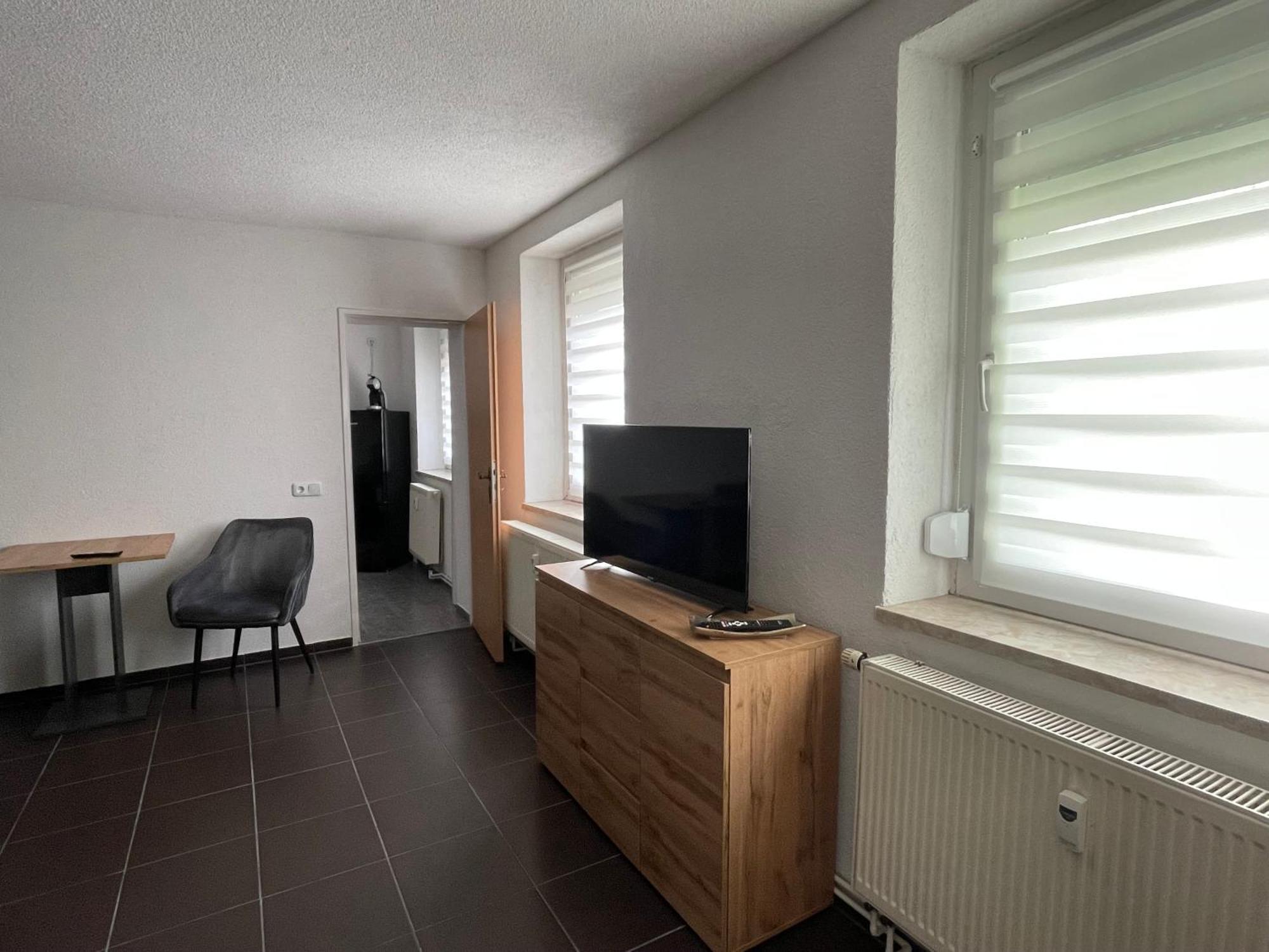 Ferienwohnung - Gaestewohnung In Forst Forst  Ngoại thất bức ảnh